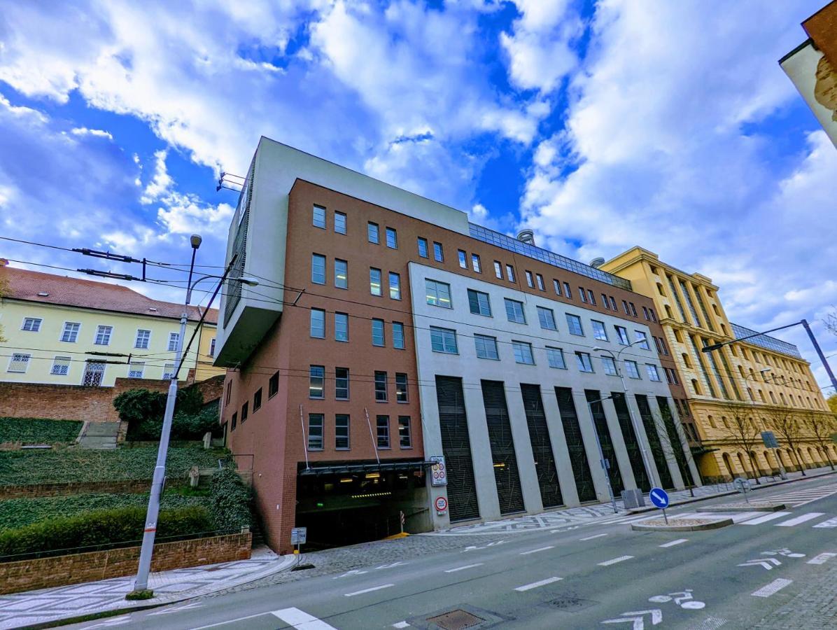 Hotel U Ceske Koruny Hradec Králové Exteriör bild