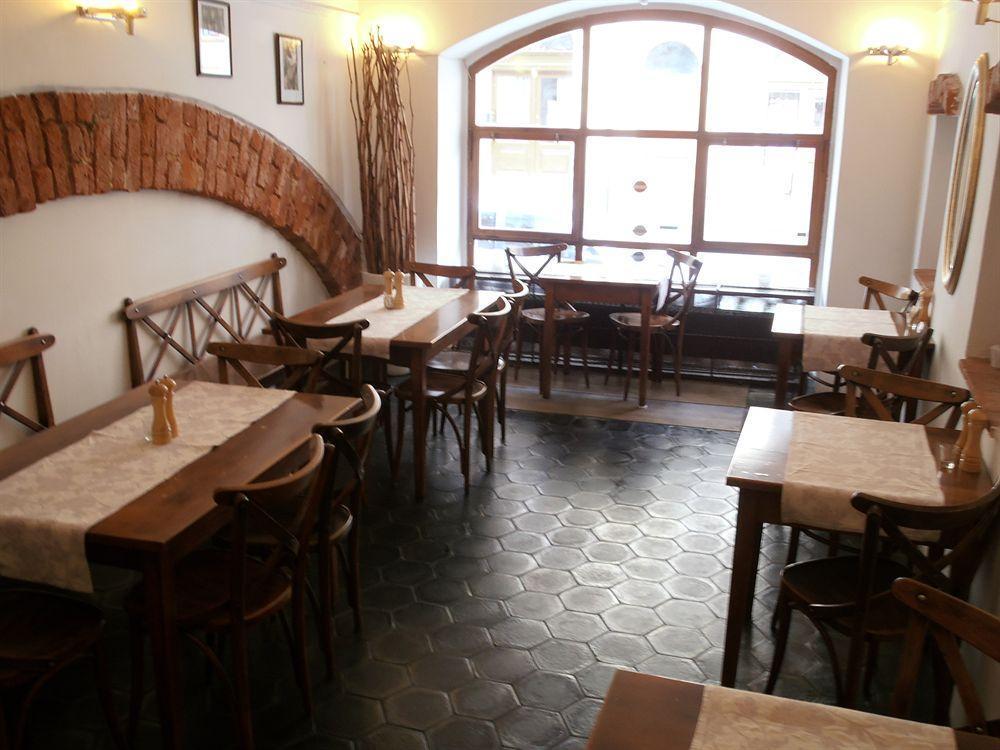 Hotel U Ceske Koruny Hradec Králové Exteriör bild