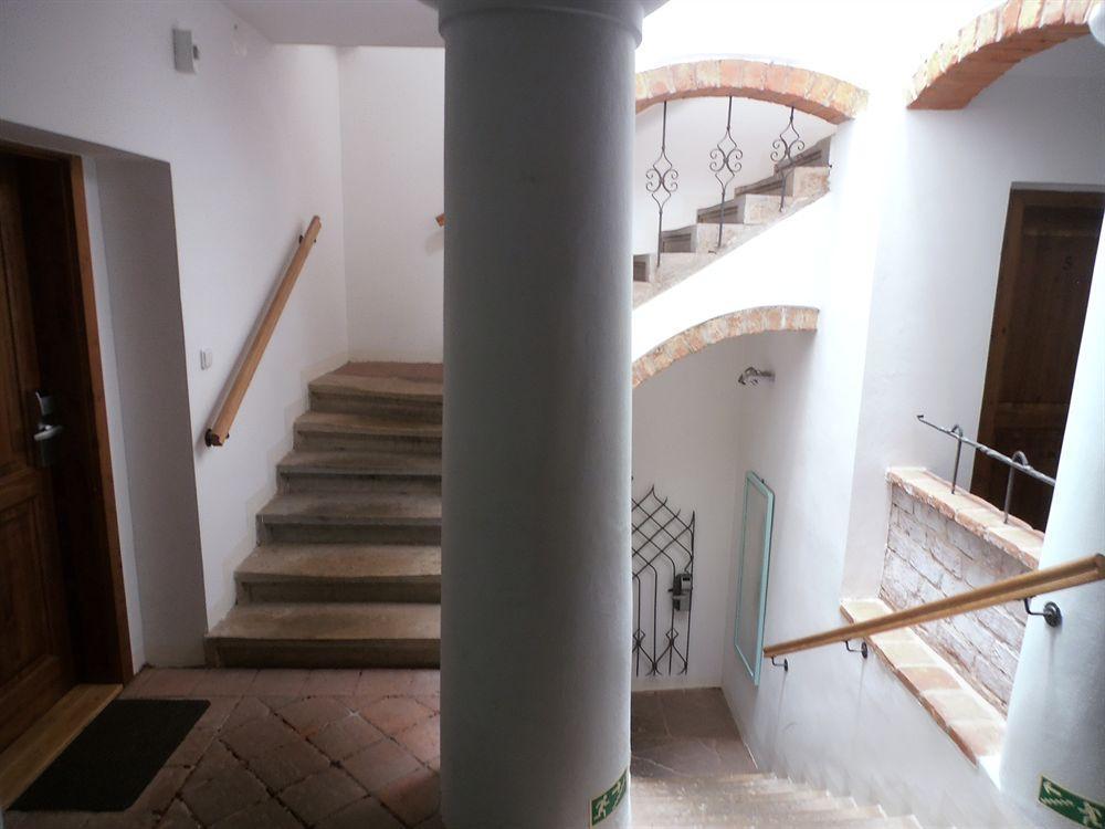 Hotel U Ceske Koruny Hradec Králové Exteriör bild