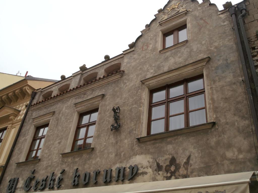 Hotel U Ceske Koruny Hradec Králové Exteriör bild